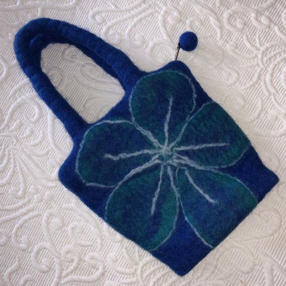 SALE! NEW Blue Felted Wool Flower Mini Purse from Nepal Pom Pom - Picture 1 of 4
